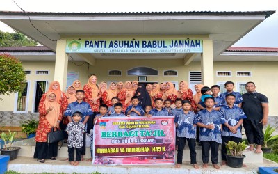 Pemberian Makanan berbuka puasa untuk Panti Asuhan Babbul Janah