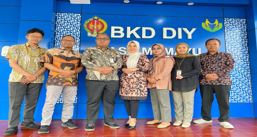 Dharma Wanita Persatuan Kabupaten Solok Selatan Lakukan Kunjungan Kerja Dalam Rangka Studi Banding Pengelolaan Organisasi DWP BKD DIY